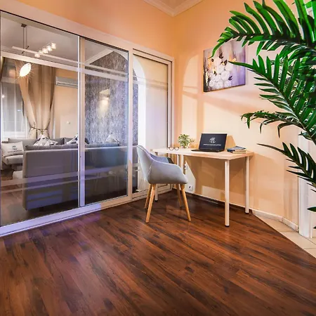 Your Spacious With Terrace & 3 Acs * Sofia