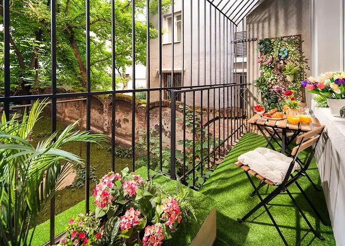 Your Spacious With Terrace & 3 Acs 아파트 소피아